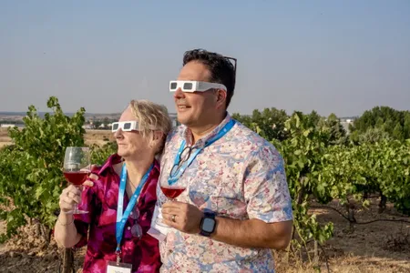 Madrid&Castile eclipse watching couple.jpeg