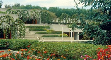 The Oakland Museum of California is a first-rate history museum.