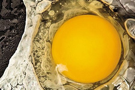 According to famed chef Pierre Gagnaire, an egg slowly cooked at 149 degrees Fahrenheit would be unmatched in flavor and texture.