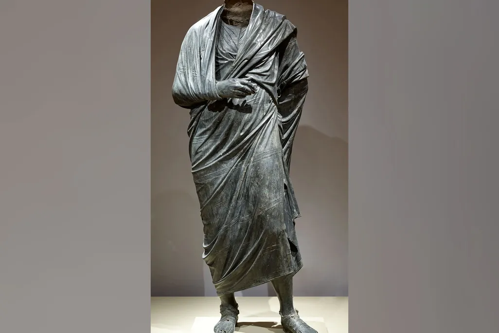 Statue