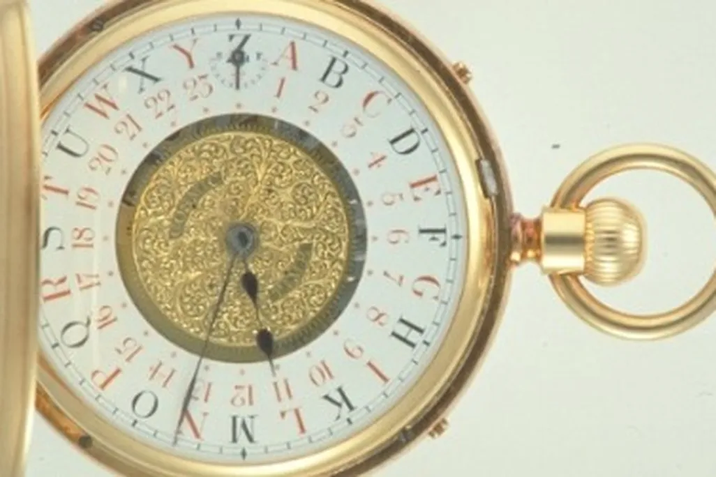 Fleming's double-sided watch showed the "Cosmic Time"