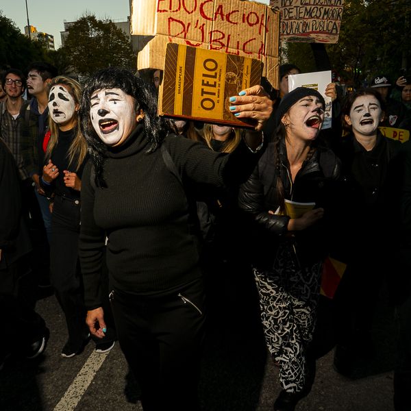 Manifestaciones en Mar del Plata thumbnail