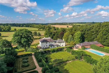 Austen lived at Steventon House in Hampshire, England, until she was 26.