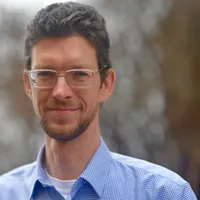 Andrew Curry
