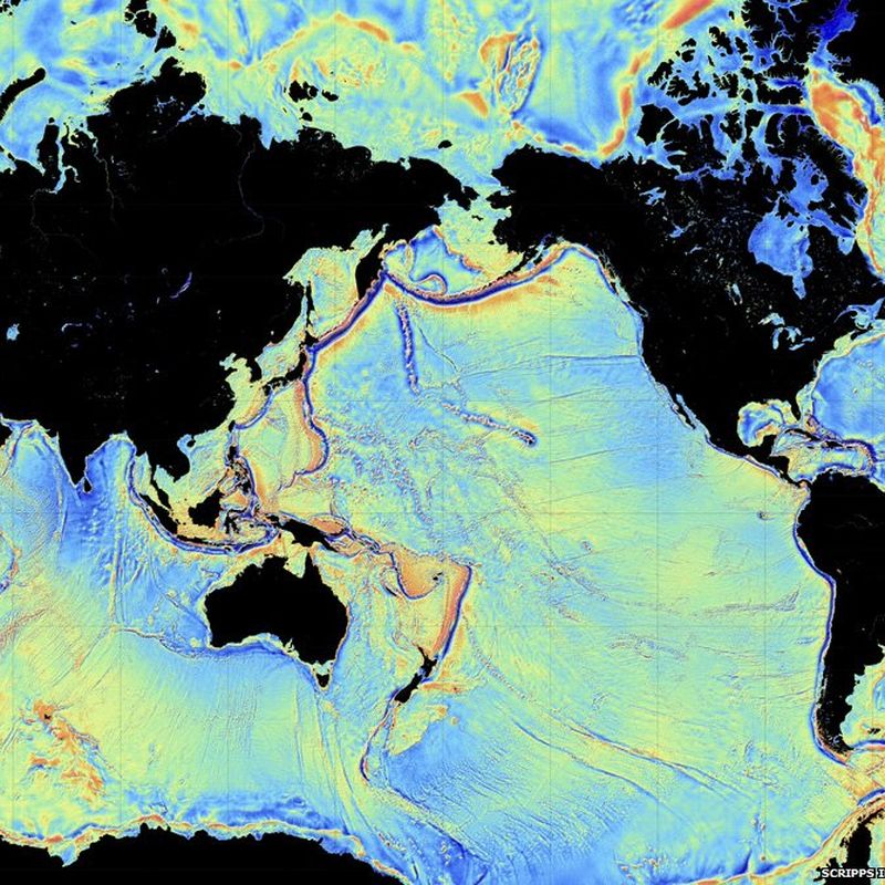 World's fishing fleets mapped from orbit - BBC News