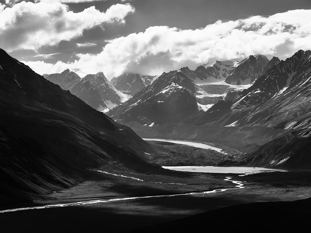 The Mighty Samundar Tapu Glacier | Smithsonian Photo Contest ...