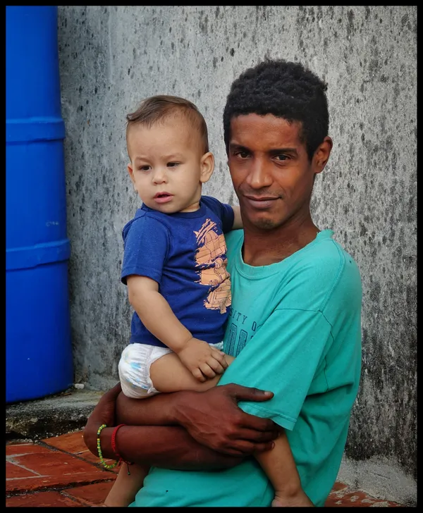 Father and child in Havana, Cuba thumbnail