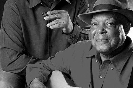 Blues legend John Cephas