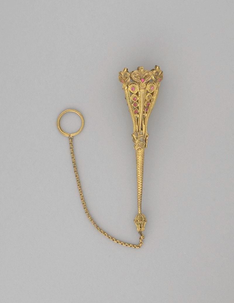 Bouquet holder, jeweled