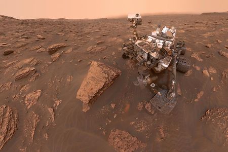 A self-portrait of NASA&#39;s Curiosity rover, taken on June 15, 2018