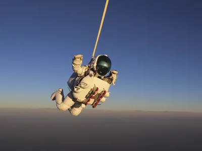 Alan Eustace practices stability in freefall under his drogue stabilizer chute.