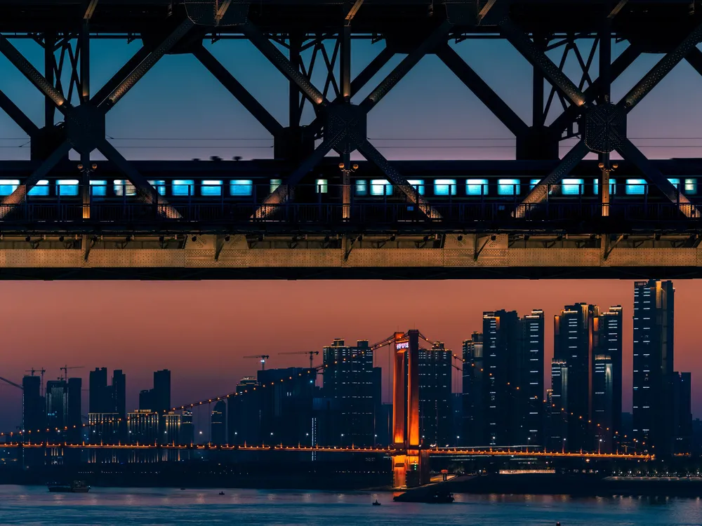 2 - Just like bridges enable cars to cross rivers and lakes, raised tracks allow trains to travel over bodies of water.