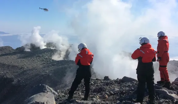 expedition-arctic-volcanoes-video-thumbnail.jpg