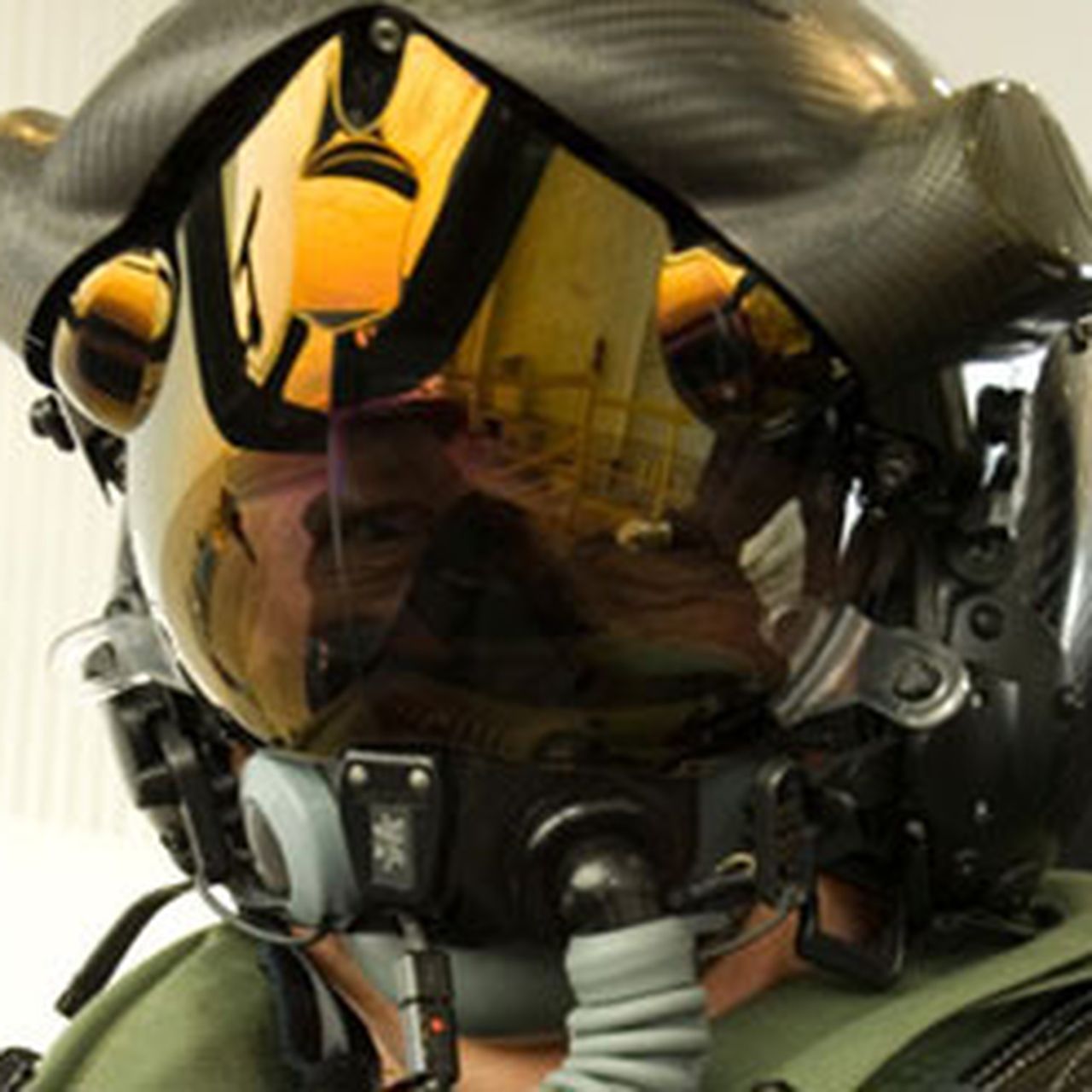 F 35 Helmet Hud