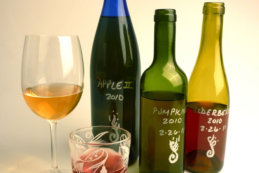 Apple, pumpkin and elderberry wine from Will o' Wisp Wines