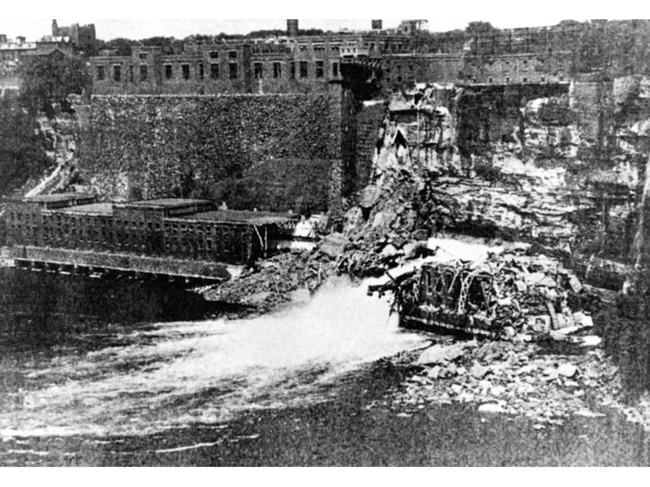 When the Niagara River Crushed a Power Plant