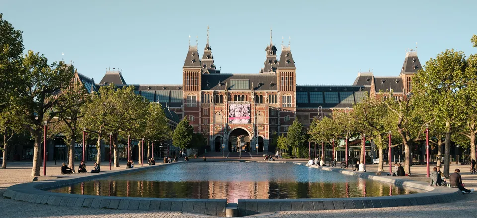  The Rijksmuseum in Amsterdam 