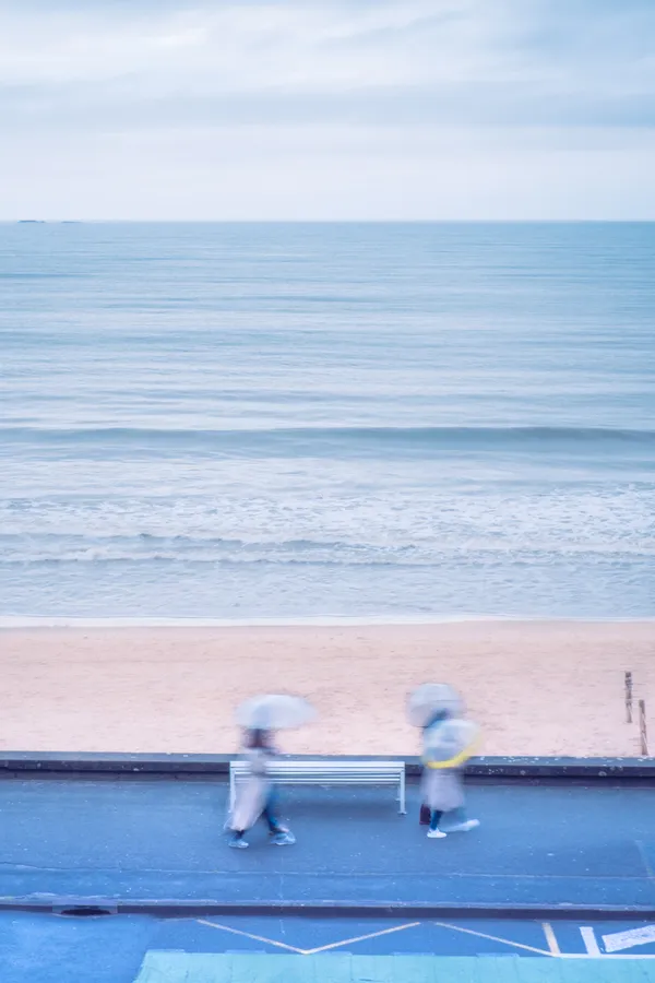 Rain walkers thumbnail