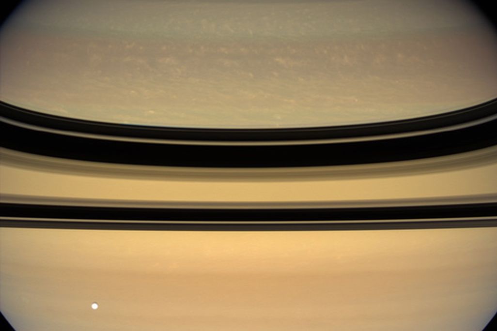 Cassini tracks a long-lived lightning storm on Saturn.