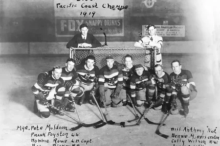 A team photo of the 1919 team that won the Pacific Coast Hockey Association championship