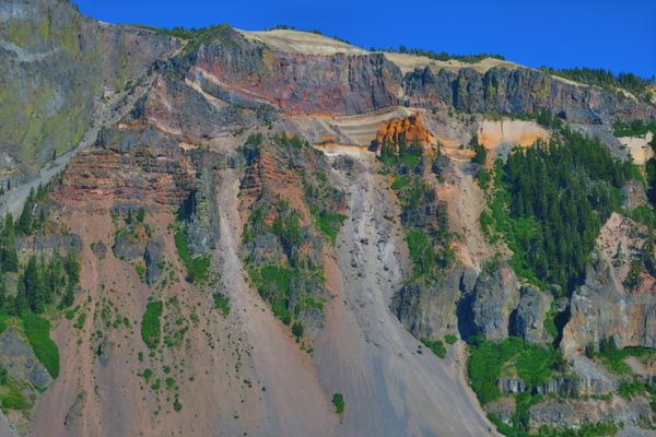 Pumice Castle at Crater Lake National Park thumbnail