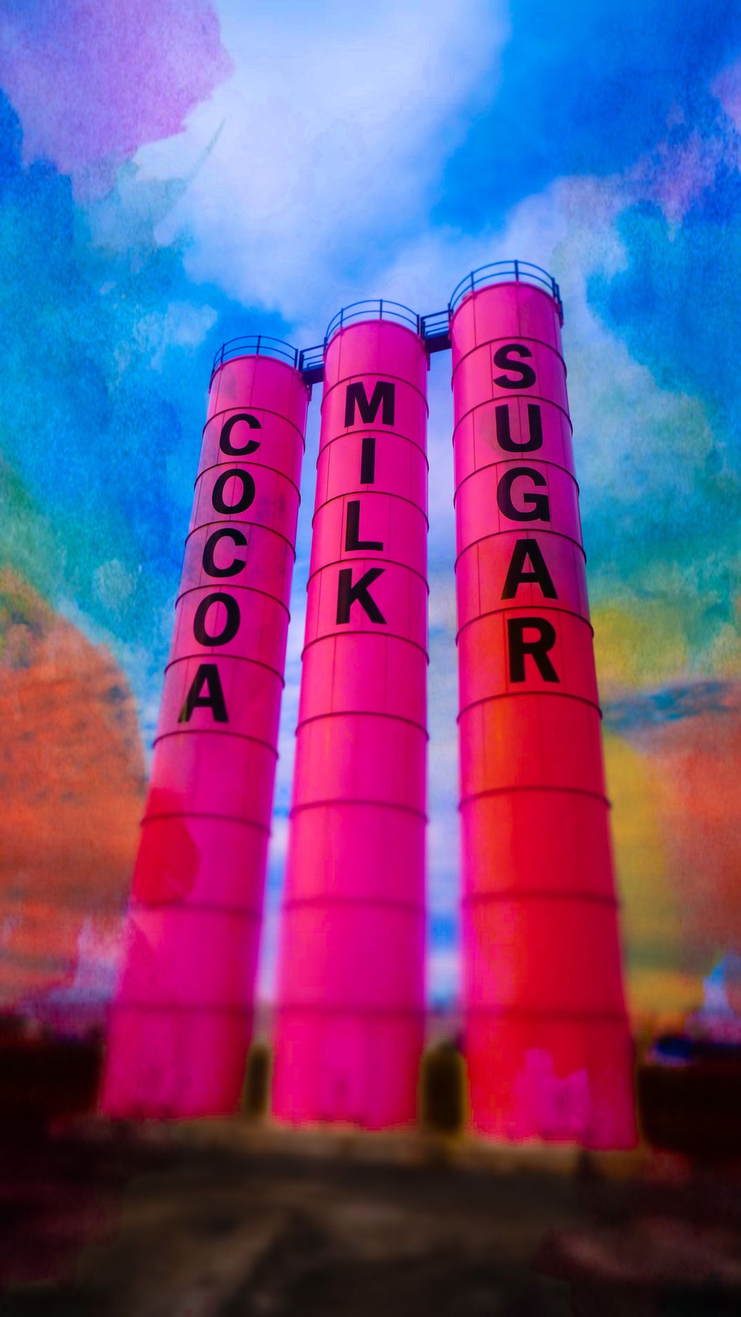 Chocolate company monument Cleveland Smithsonian Photo Contest