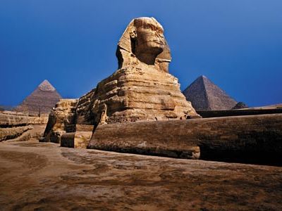 Sphinx statue