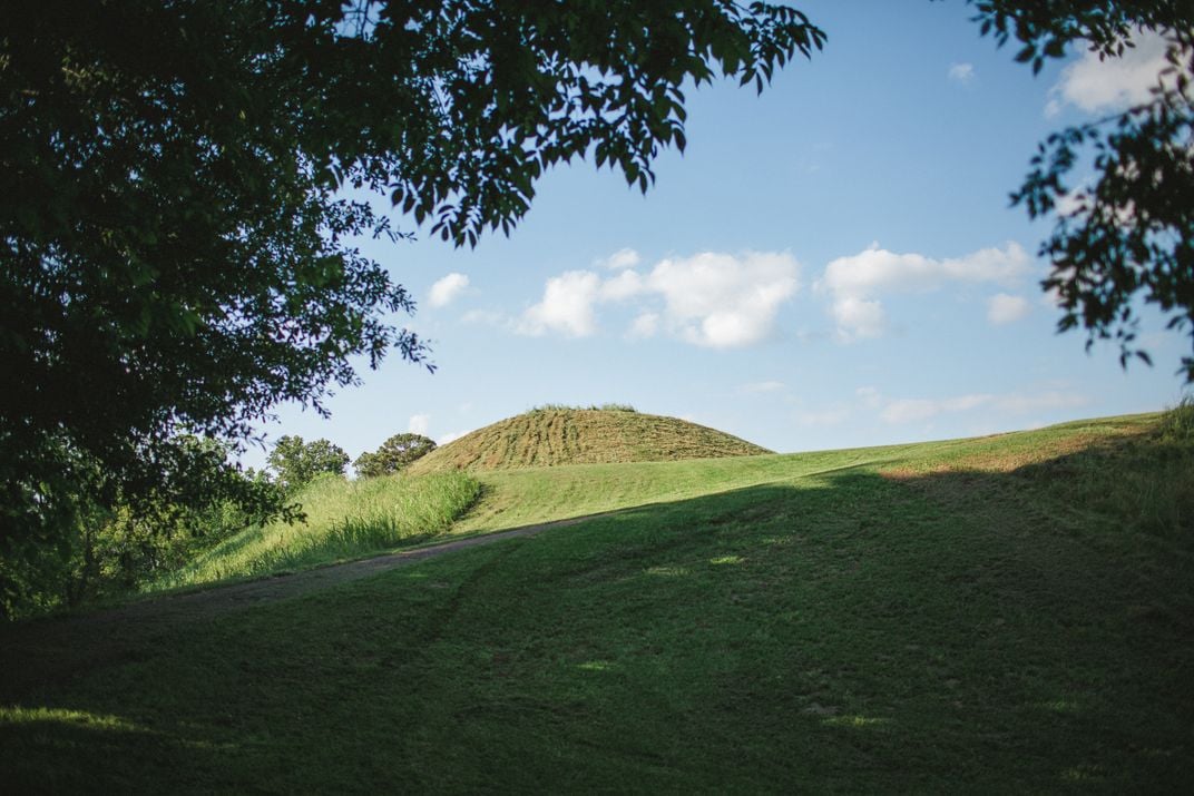 Emerald Mound, the second-largest ceremonial mound in the United States.