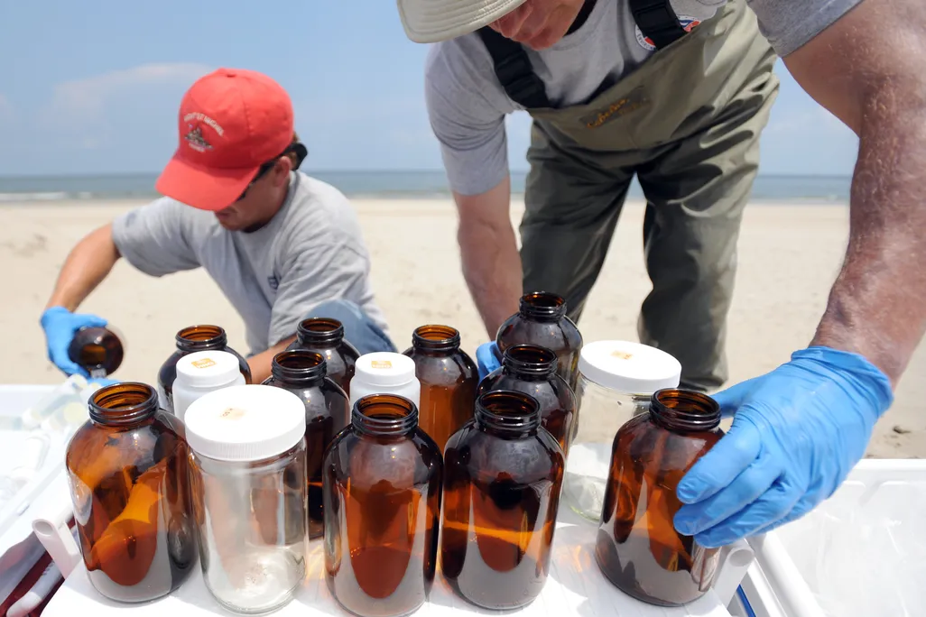 08_18_2014_oil spill.jpg