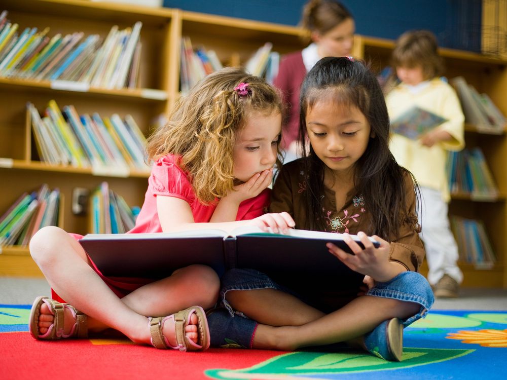 Girls reading