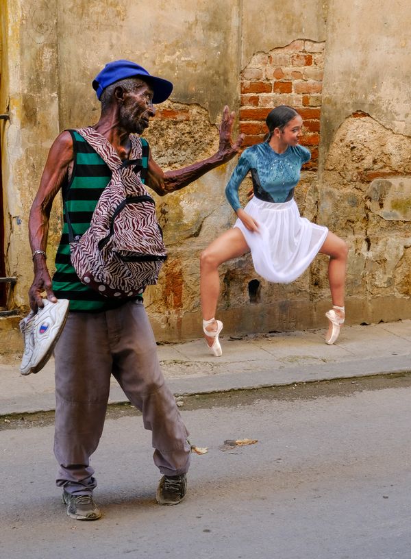 Dancer and Guest in Havana, Cuba thumbnail