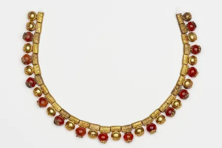 This necklace was likely stolen from a Turkish archaeological site in 1976.