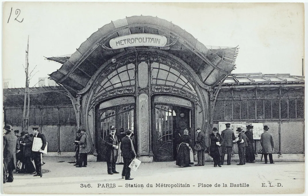 Metro entrance at the place de la Bastille