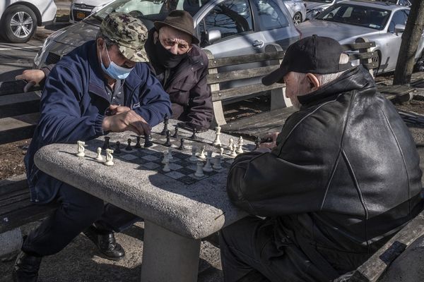 Chess Match on Ocean Parkway thumbnail