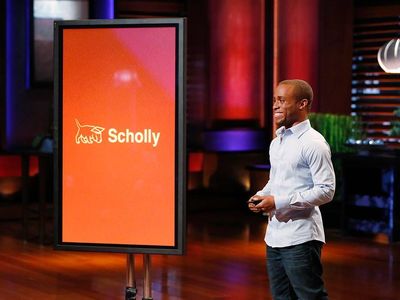 Christopher Gray, one of the Scholly founders, pitches on Shark Tank.