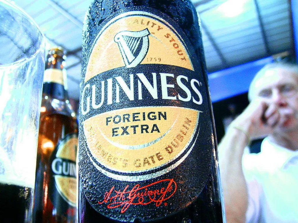 Promotion Guinness Bière foreign extra strong 7.5°, Lot de 4