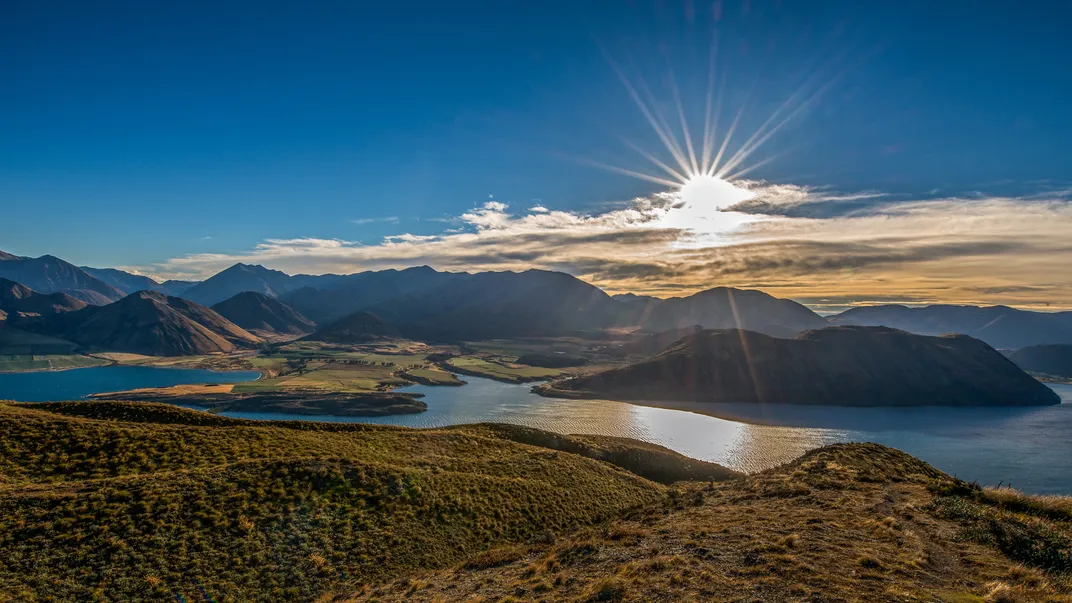View of Lake Wanaka and Mt. Aspiring