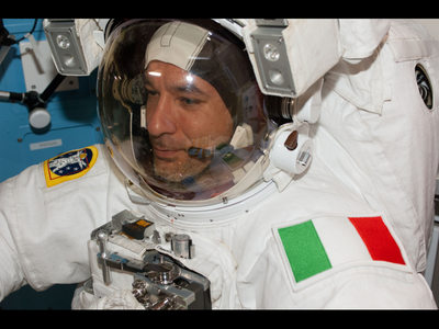 European Space Agency astronaut Luca Parmitano, Expedition 36 flight engineer, attired in his Extravehicular Mobility Unit (EMU) spacesuit, participates in a “dry run” in the International Space Station’s Quest airlock in preparation for the first of two sessions of extravehicular (EVA) scheduled for July 9 and July 16.