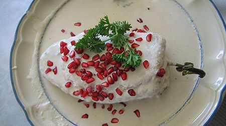 Chiles en nogada, the patriotically colored dish
