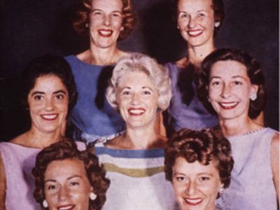 LIFE magazine cover, September 21, 1959. Top row, left to right: Jo Schirra, Louise Shepard. Middle row: Annie Glenn, Rene Carpenter, Marjorie Slayton. Bottom row: Trudy Cooper, Betty Grissom.