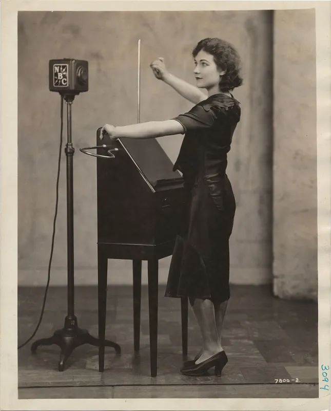 The Theremin Still Pops Up in Pop Music