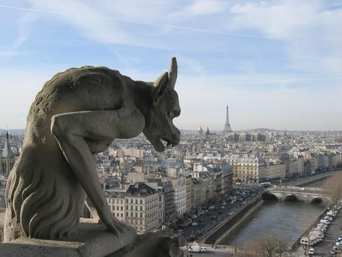 Notre_dame-paris-view.jpg