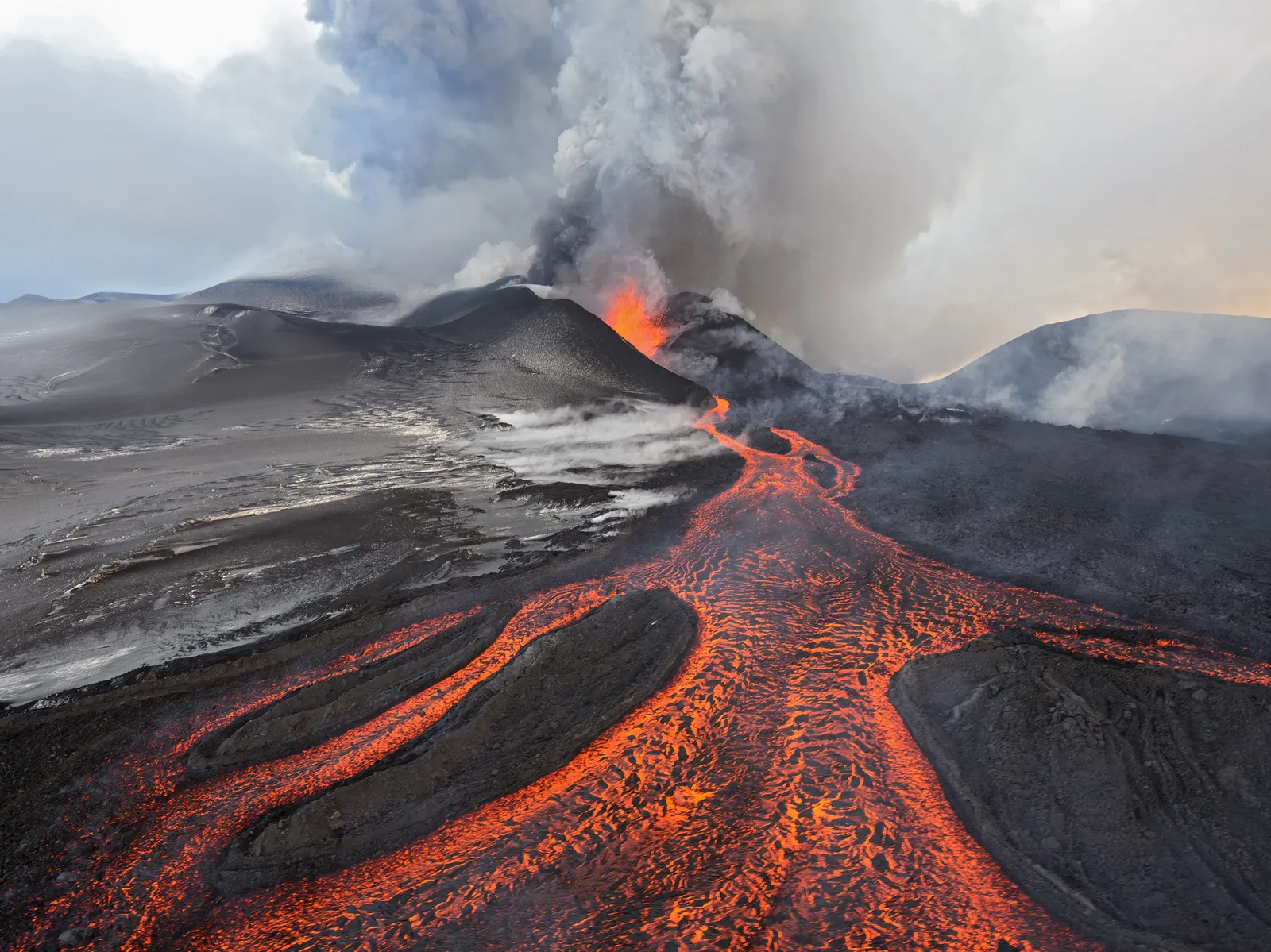 Weird Ways People Have Tried To Stop Lava | Smart News| Smithsonian Magazine