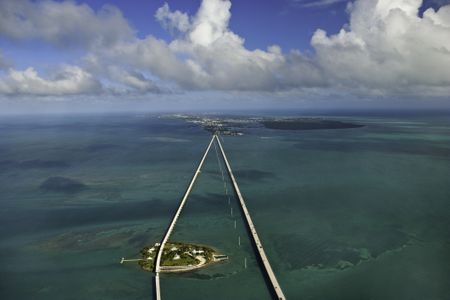 Anyone who drives the stretch from Miami to Key West is bound to be mystified by the ghostly remains of an early 20th-century railway.