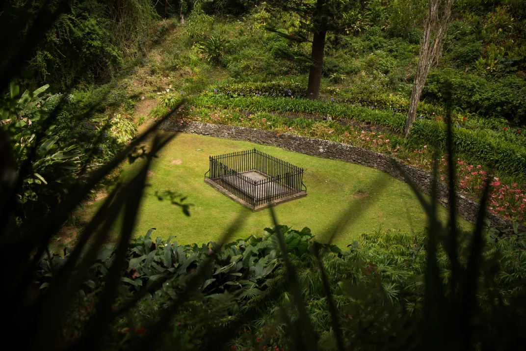 Napoleon St. Helena tomb