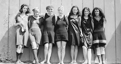 Seven female swimmers at the Tidal Basin in Washington, D.C., 1920