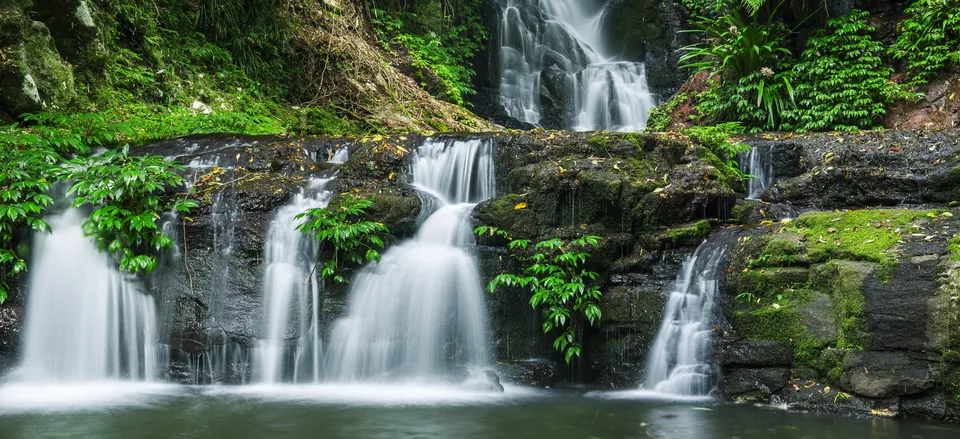  Waterfall in Lamington National Park 