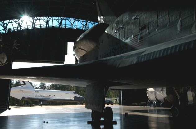2012_0420_discovery.jpg