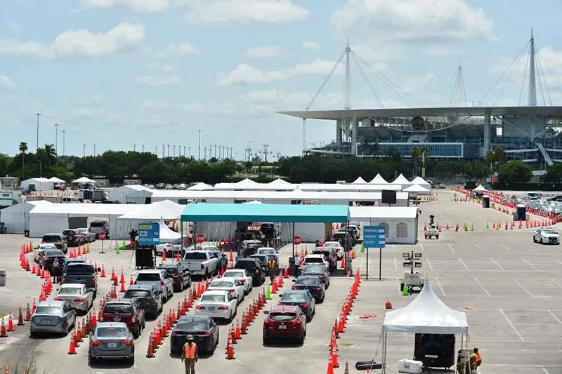 drive-in COVID testing site in Miami.jpg