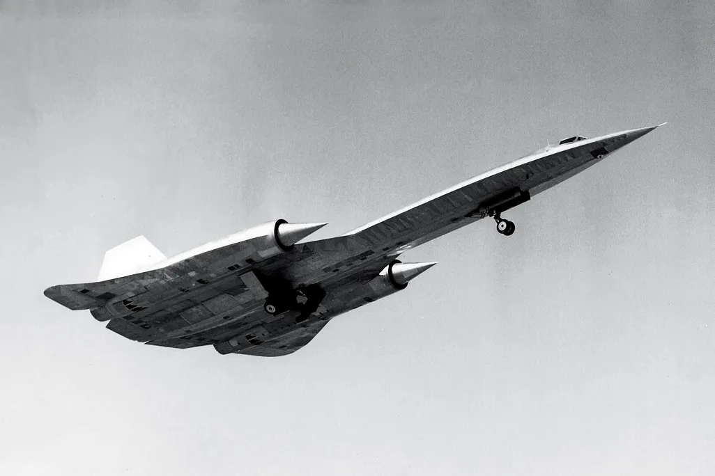 Lockheed tested the first A-12